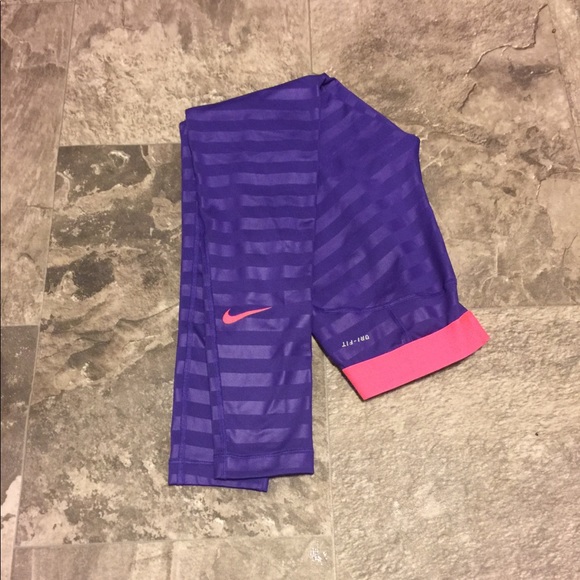 Nike Pro Leggings - Picture 1 of 2